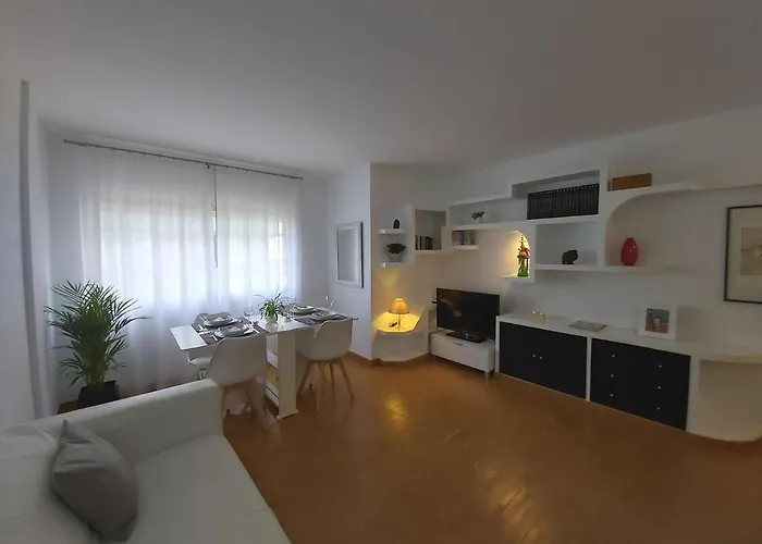 A&a Aire, Netflix, Internet *