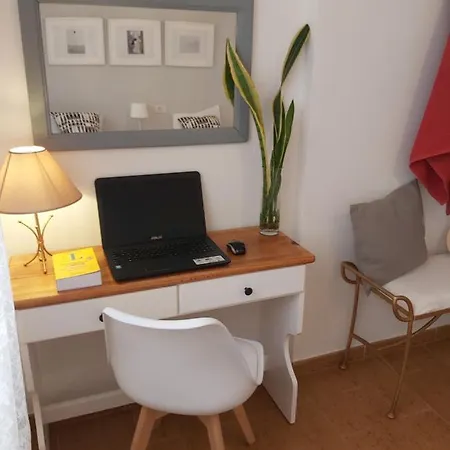 A&a Aire, Netflix, Internet *