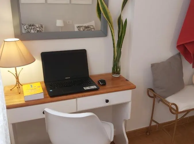 A&a Aire, Netflix, Internet *